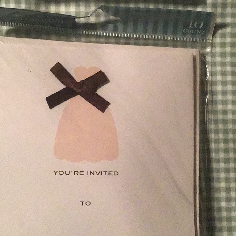 Wedding shower invites.  Glitter and satin bows. 10 invites per pack x 4 packs - Picture 3 of 7